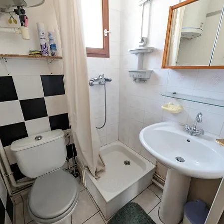 Maison T2 Avec Mezzanine, Cour Et Parking - 5 Pers - Proche Et Commerces - Bon Prix - Fr-1-797-49 فيلة بورت-لا-نوفيل