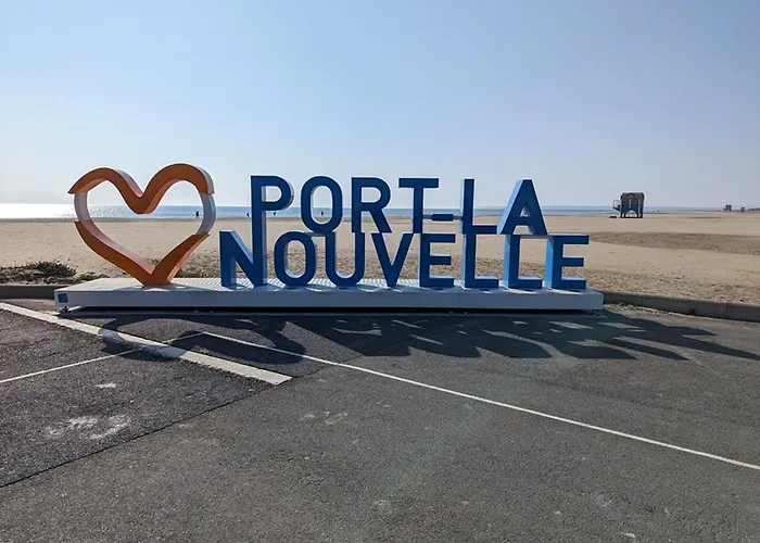 Maison T2 Avec Mezzanine, Cour Et Parking - 5 Pers - Proche Et Commerces - Bon Prix - Fr-1-797-49 Port-la-Nouvelle